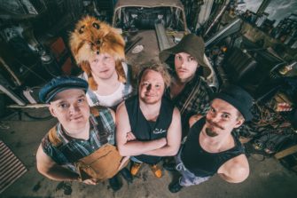 STEVE ‚N‘ SEAGULLS – GRAINSVILLE TOUR