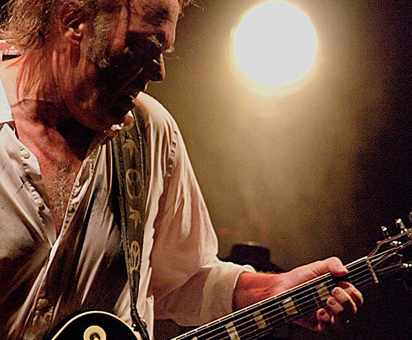 Neil_Young_2008_Firenze