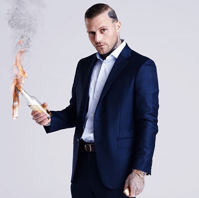 19BE4697-951B-4AD9-A59F-A0922EB8D766