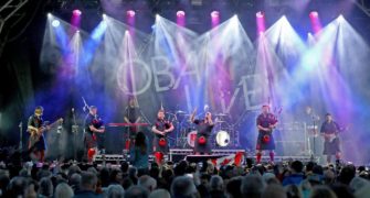 Tour : Red Hot Chilli Pipers auf Tour