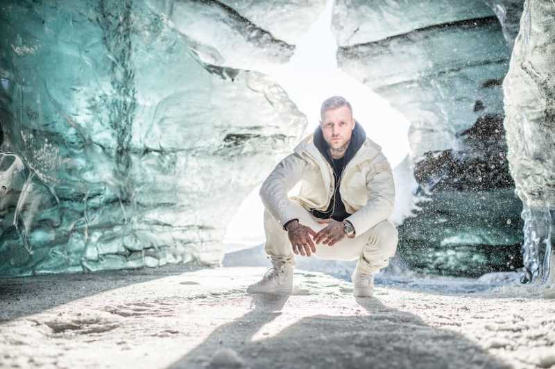 KontraK_1_0618_Credit_AlokPaleri-800×532