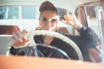 Videopremiere: sarajane – „THE BOSS“