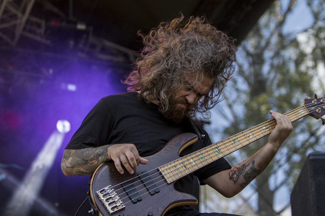 1280px-Jinjer_John_Smith_2019_(3)