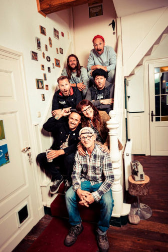 Video: DONOTS – Willkommen Zuhaus (Jamel Benefiz)