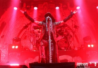 DIMMU BORGIR mit Cover zu „ Perfect Strangers “ von DEEP PURPLES