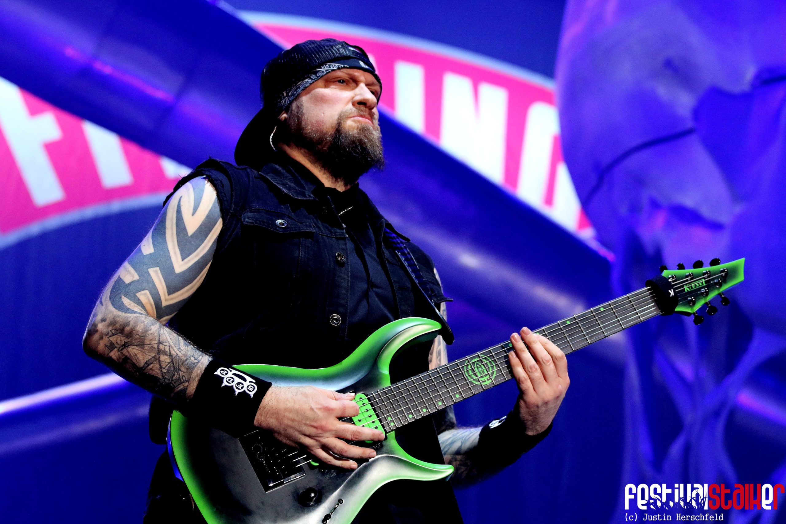 Five Finger Death Punch in Oberhausen Fotos