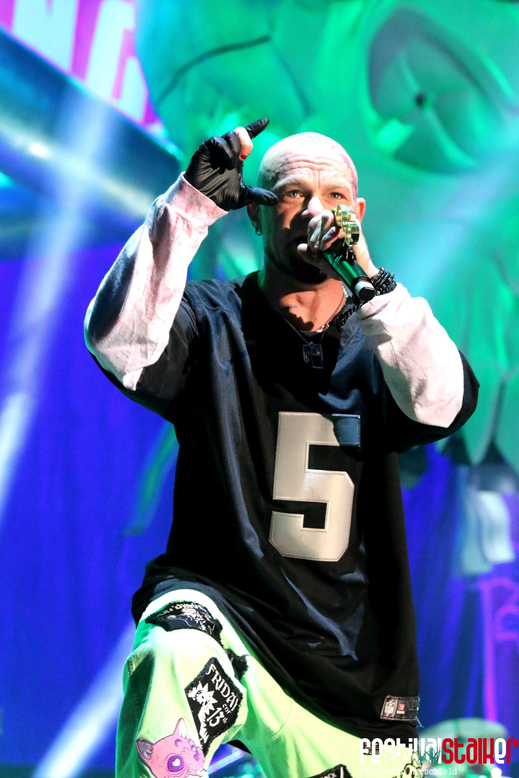 Five Finger Death Punch in Oberhausen Fotos