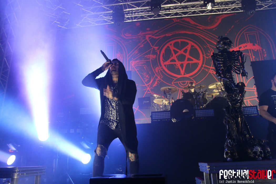 THY ART IS MURDER – Oberhausen – Justin Herschfeld (13)