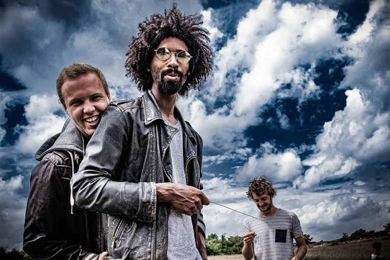 24D79106-A2FE-474B-B5FF-94DDE497E28B