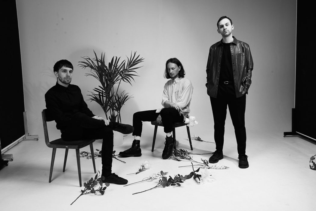 97FB8A4F-7CE7-4786-8772-E064AA4E6A7F