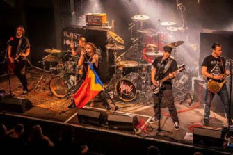 Blast Bomb kündigen Rock N Roll Junkie EP an und veröffentlichen erste Single