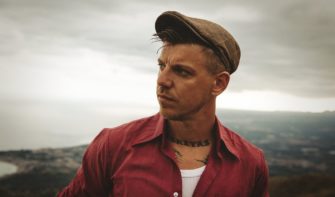 ESCHE präsentiert das Video zur dritten Single „Was uns verbindet”