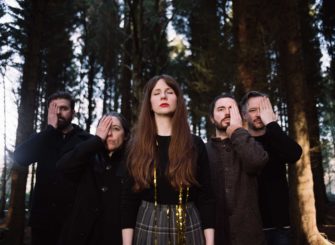 NEW PAGANS veröffentlichen Musikvideo zur Single „Harbour“ und geben Details zum Release-Streamingkonzert nächste Woche bekannt