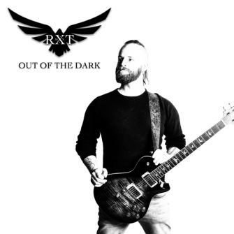 Max Roxton veröffentlicht neue Single „Out of the Dark“