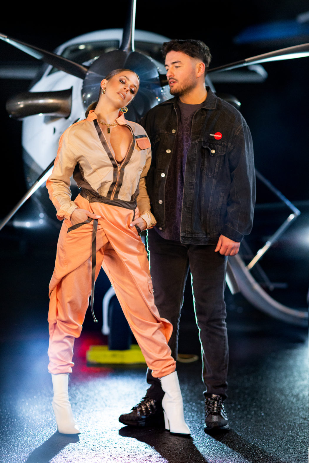 B6D6AE1B-5124-4CE2-8F2B-290FB5BF8E6B