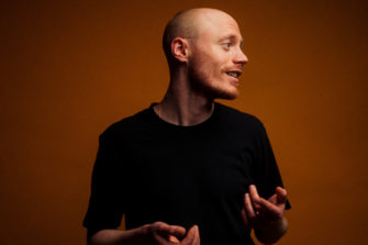 HEISSKALT Drummer mit Soloprojekt – MARIUS ist „30 Tage auf Tour“