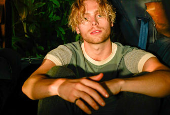 Luke Hemmings veröffentlicht Video zu „Starting Line“