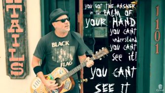 Jim Lindberg kündigt sein kommendes Solo-Album „Songs From The Elkhorn Trail“an