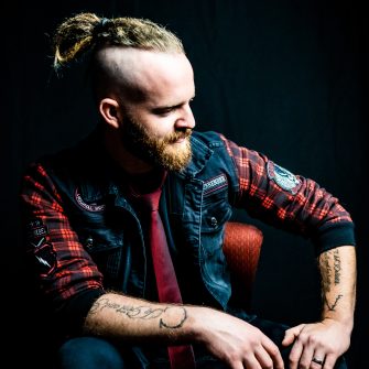 Max Roxton: „Head Under Water“ – die letzte Single vor Debüt-Album überrascht!