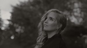 Festivalstalker präsentiert: HENRIETTE- Gänsehaut pur bei neuer Single "Dear Shadow"