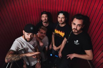 Festivalstalker kooperiert mit CITY KIDS FEEL THE BEAT zu „Stones & Arrows“