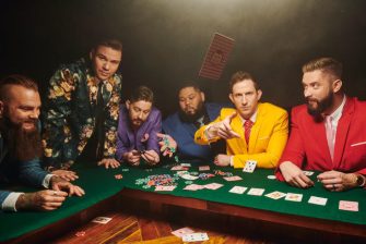 DANCE GAVIN DANCE feat. Rob Damiani veröffentlichen neue Single „SYNERGY“