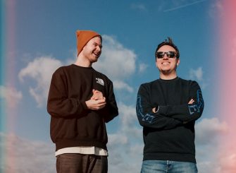 ECHO MOUNTAIN droppen Pop-Punk Cover zu „abcdefu“