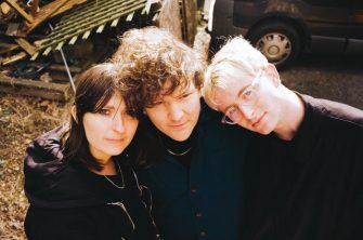 PALE BLUE EYES droppen neuen Songt samt Video zu „GLOBE“
