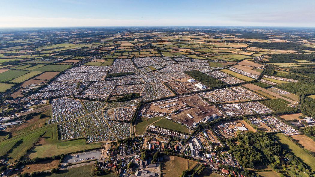 Airpic_2018_2560x1440