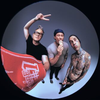 Blink-182 sind zurück und kündigen eine Tour, ein Album und eine neue Single an