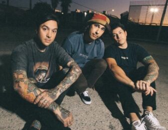PIERCE THE VEIL veröffentlichen das Video „Pass The Nirvana“