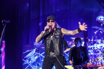 ACCEPT feat. Hansi Kürsch veröffentlichen Neuaufnahme von „Losers and Winners“