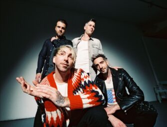 All Time Low liefern mit „Tell Me I’m Alive“ ab!