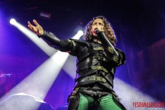 GLORYHAMMER veröffentlichen Lyric-Video zum Cover von Cheap Tricks „Mighty Wings“