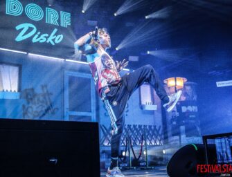 Finch kommt auf Freikörperkultour 2027