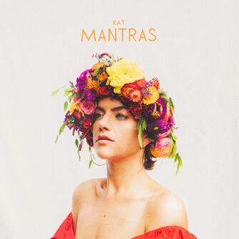 Festivalstalker kooperiert mit Newcomerin KAT zum Debüt-Album „Mantras“