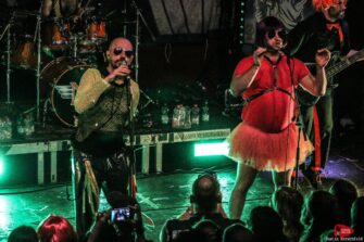 NANOWAR OF STEEL mit satirisches Musikvideo zu „Protocols of Love“