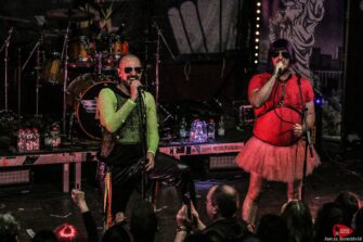 NANOWAR OF STEEL kommen auf „WE ARE GETTING OLD DON’T MISS THIS TOUR“