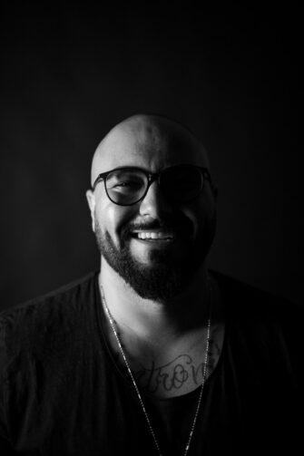 Festivalstalker kooperiert mit AMAU zu neuer Pop-Funk Single