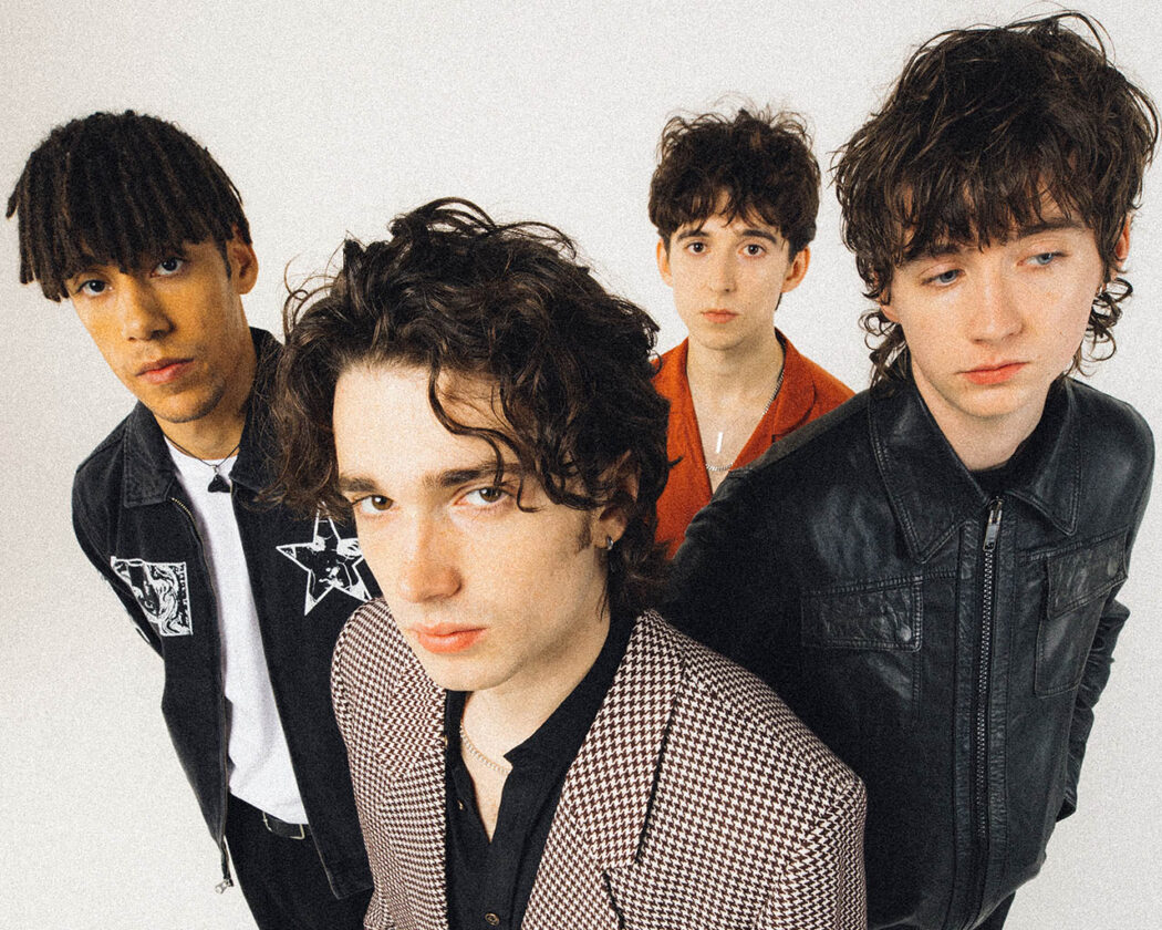 Inhaler2 (credit_Lewis Ewans)