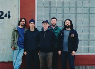 FIDDLEHEAD kündigen mit „Sullenboy“ ihr drittes Album „Death Is Nothing To Us“ an