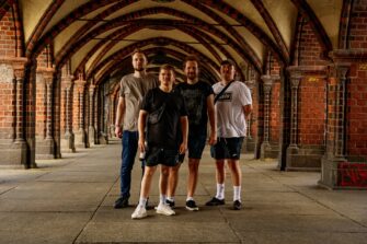 Monosphere zeigen ihre sinfonische Seite auf der neuen Single „Bleak“