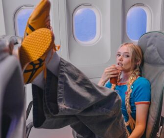 Esther Graf mit neuer Single „Urlaub“ an Bord