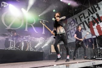 FJØRT veröffentlichen Musikvideo zu „kolt“ und gehen im Januar auf Tour