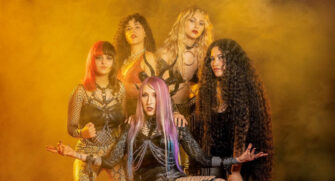 COBRA SPELL veröffentlichen das heißeste Musikvideo des Jahres für ihre neue Single „S.E.X.“