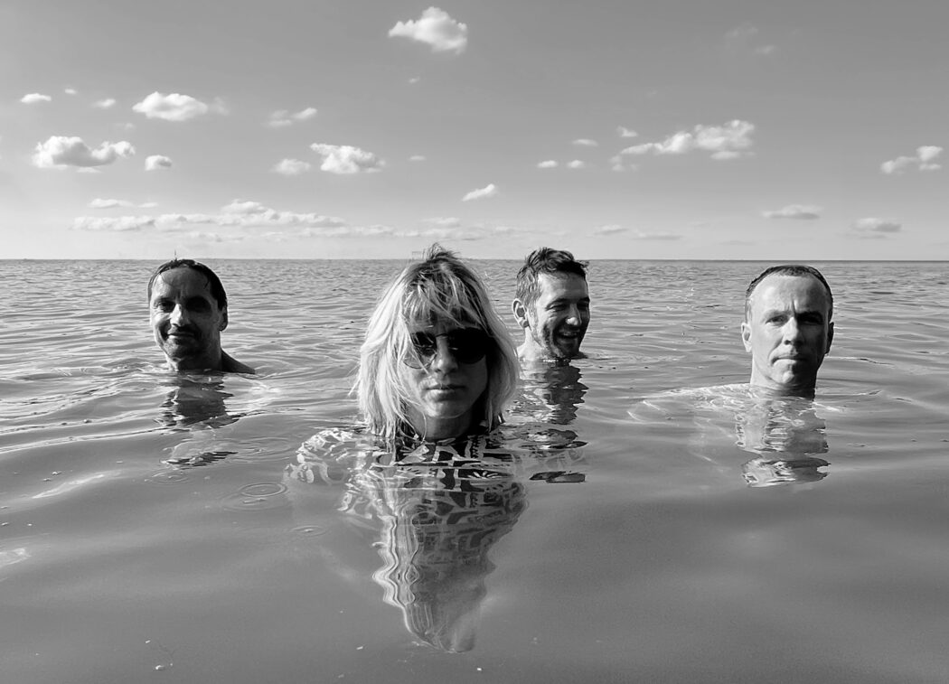 id2758_mia_lake_c_contra promotion