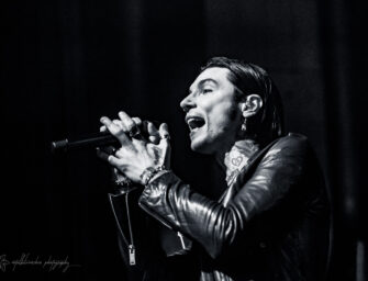 Black Veil Brides droppen ihre dynamische und emotionale aufgeladenen Hymne „Certainty“