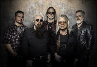 Magnum mit neuer Single „Blue Tango“ vom kommenden Album „Here Comes The Rain“