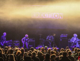 ERECTION gehen mit „Plug It In“ auf Tour 2026