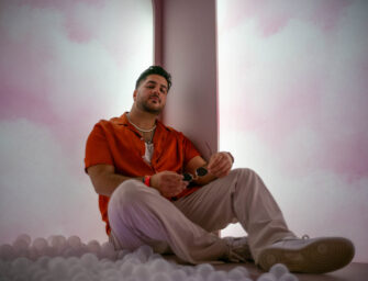 SHOWBID – Sanfter Pop-Rapper mit Aussage!
